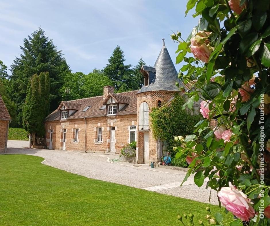 Le Pigeonnier De La Farge (Adults Only) Bed & Breakfast Chaumont-sur-Tharonne Exterior foto